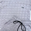Detalle del conjunto deportivo para niño